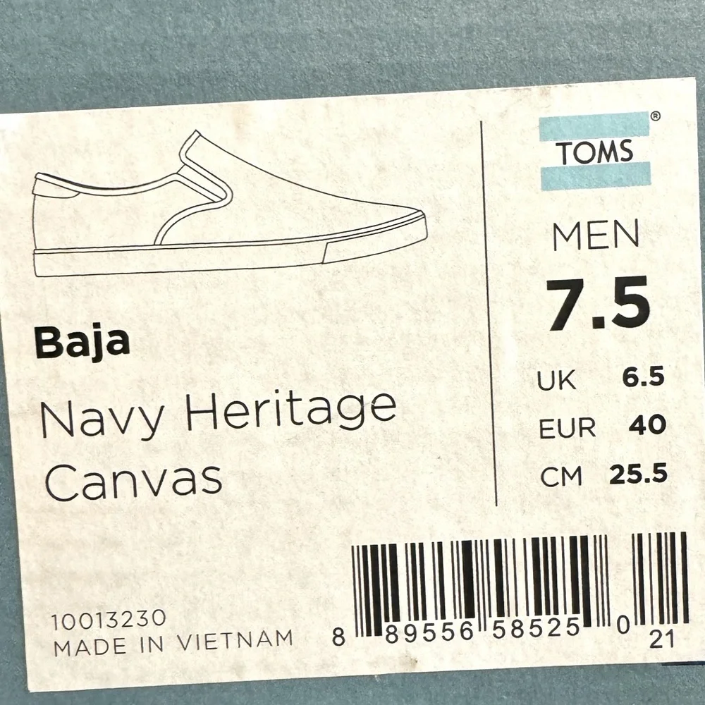 Toms nwt no